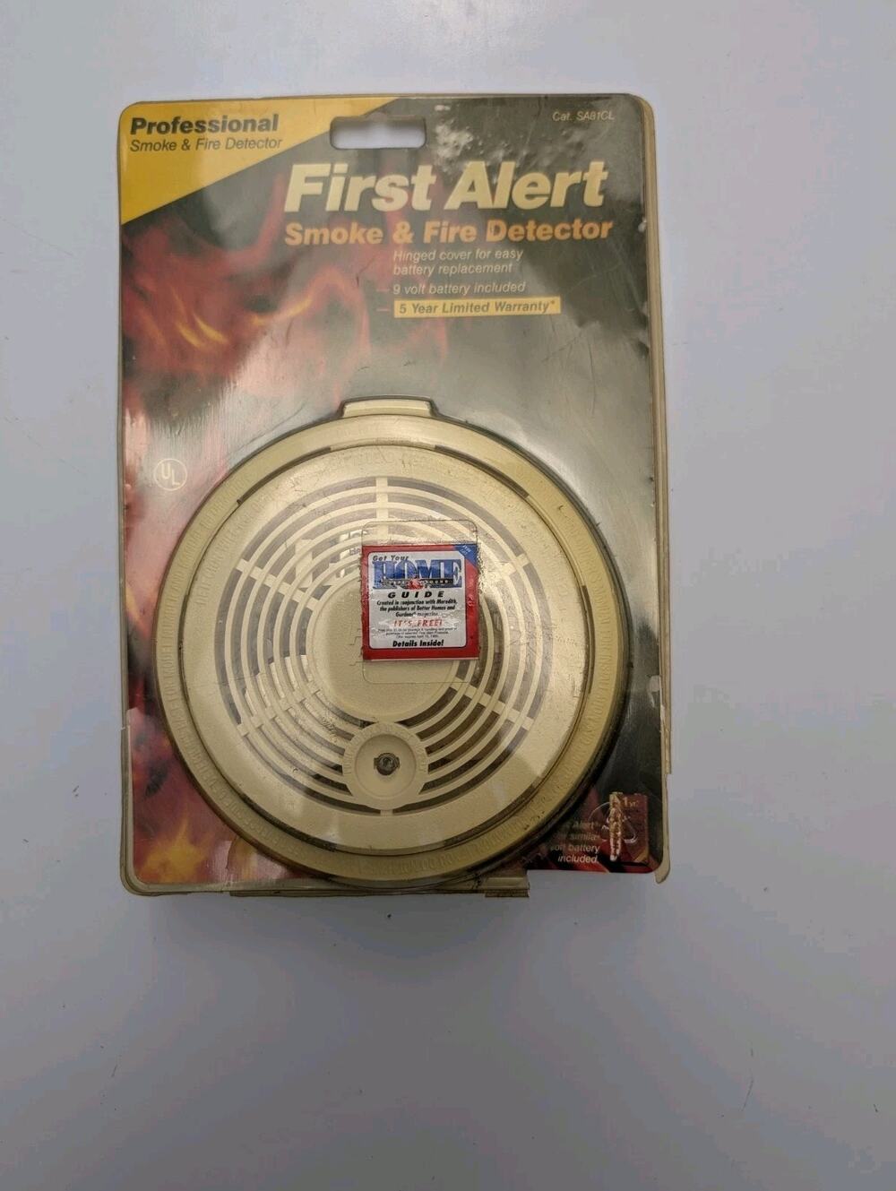 First Alert Professional Smoke & Fire Detector SA81CL New Sealed Old Stock!